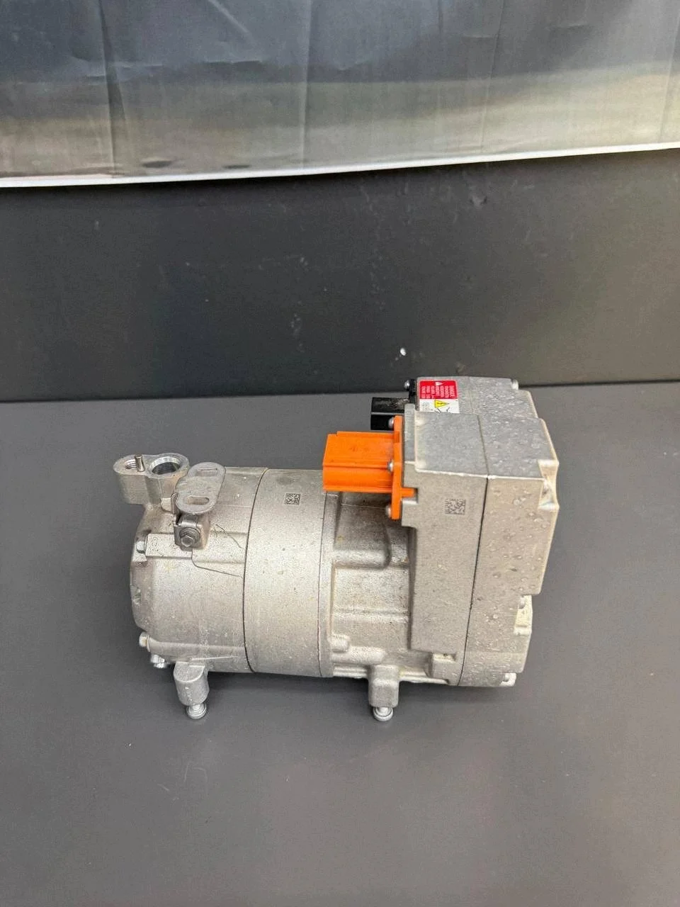 Audi Q4 Sportback e-tron ilmastointikompressori 1EA520807C