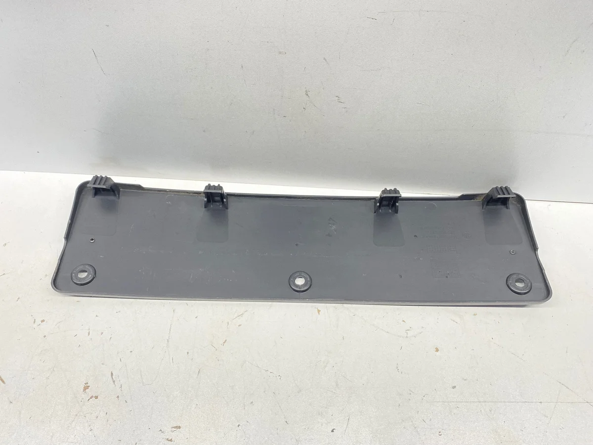 VW Golf 8 Cadre plaque immat. avant 5H0807287S