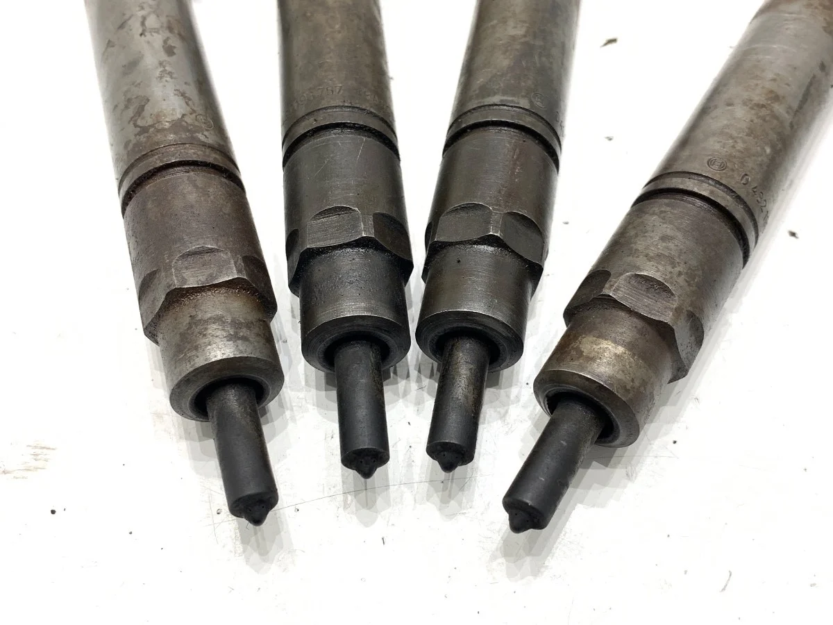 Injecteurs Opel Movano A 2.8 114KM 0432193757