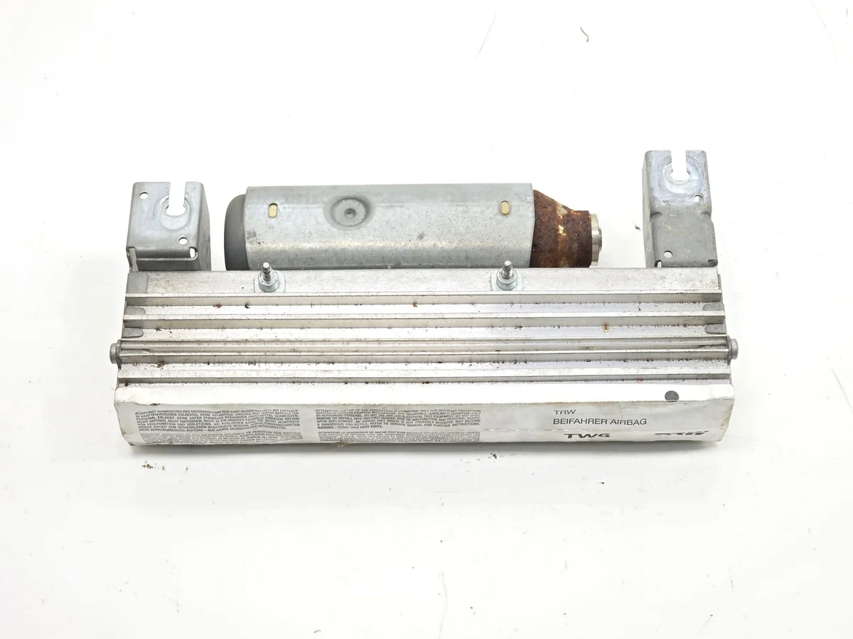 Turvatyyny oikea VW T5 Multivan 7H1880200C1M VWT57H1880200C1M image 4