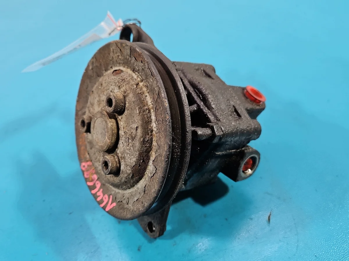 Pompe direction assistée Audi 80 B4 1.9 TDI 050145155A