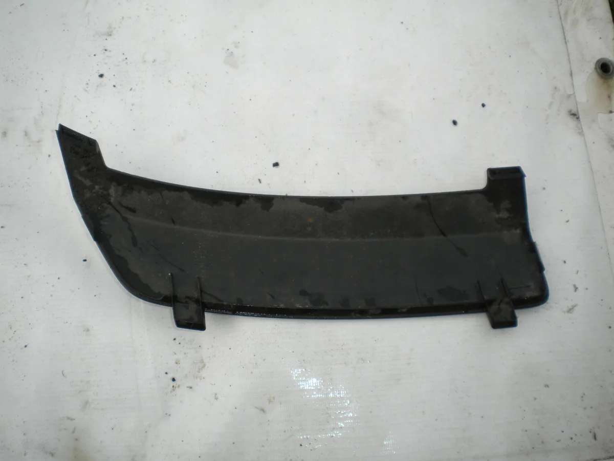 Ford Fiesta mk7 pare-chocs arrière cache 8A61-17K922-A