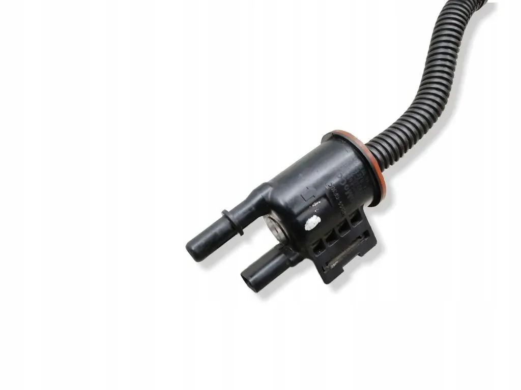 Ford Leitung EU5A9G866BD 2.5L image 3