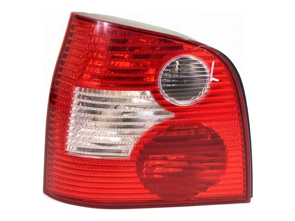 Lanterna Traseira Esquerda VW Polo IV 9N