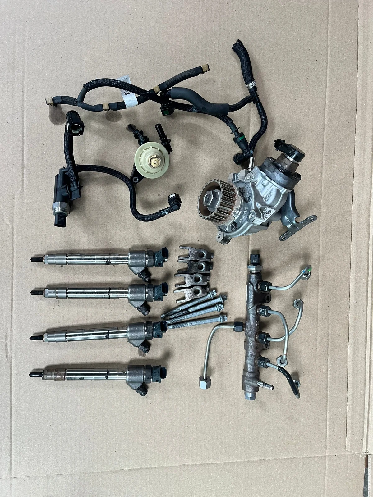 Injecteur Citroen 1.5 HDI 9817903080