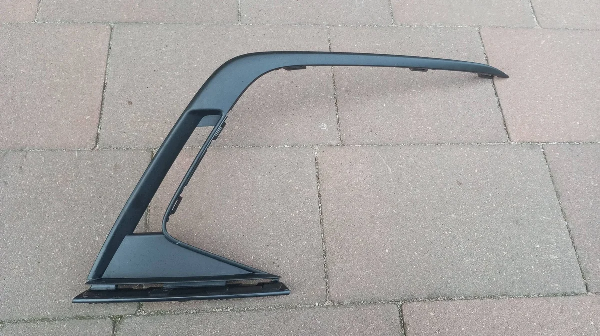 Friso Grelha Para-choques Esquerdo Audi A3 8Y0807533A