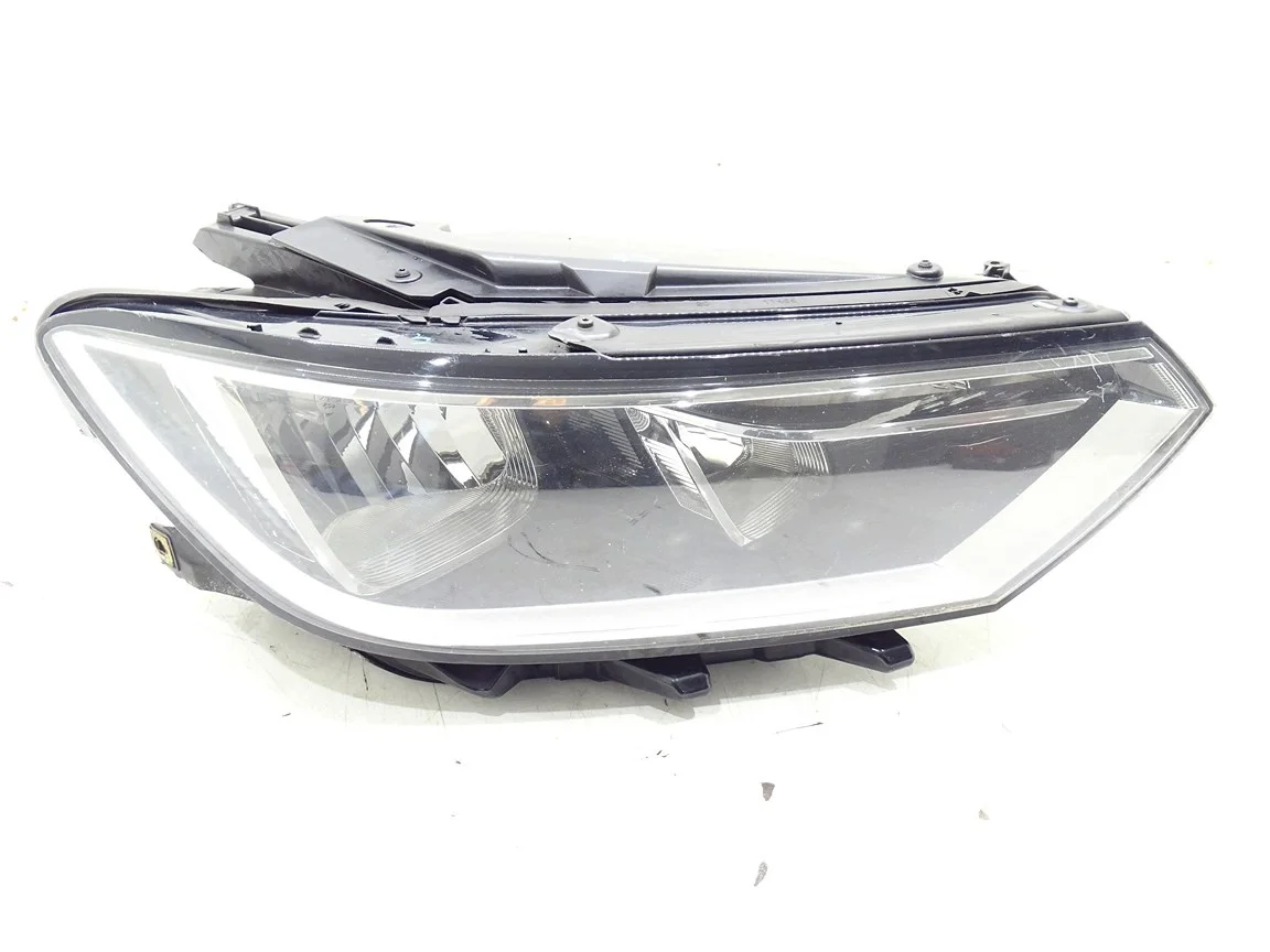 Phare avant droit VW Passat B8 FISH-PARTS773