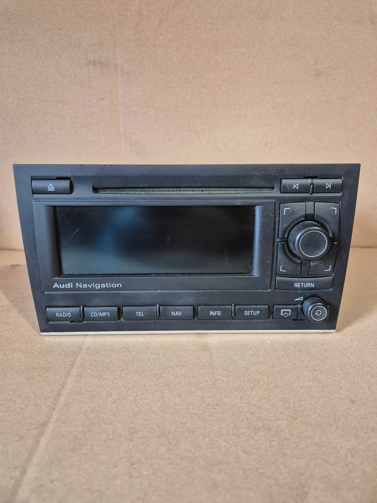 Radio Navigation Audi A4 B7 8E0035192S