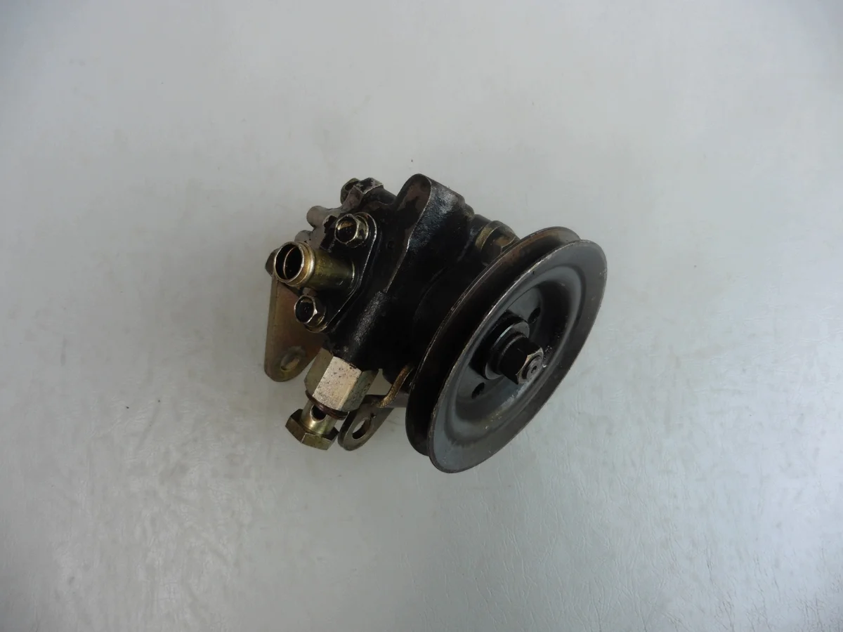 Servolenkungspumpe Daewoo Lublin II 2,4D 79810010 image 3