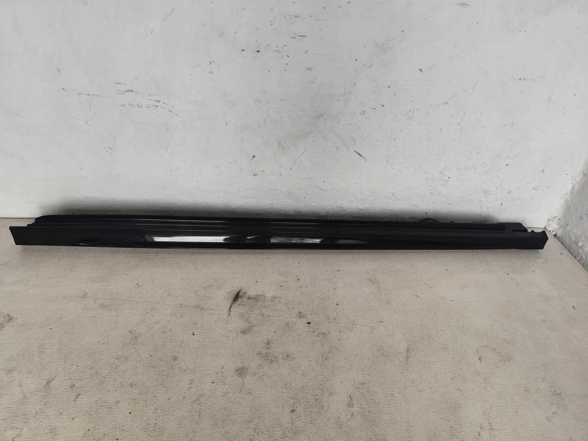 Zierleiste Schweller rechts Mercedes CLA W118 A1186909200