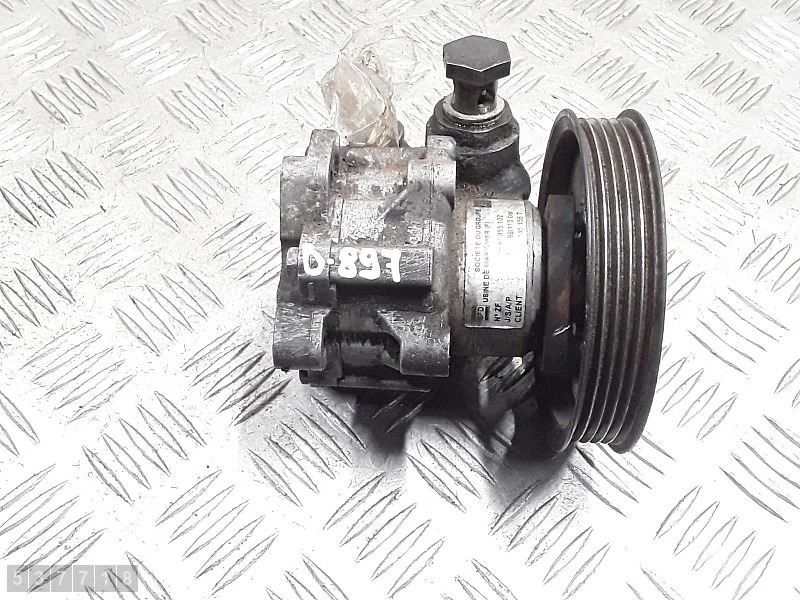Servostyrningspump VW Passat B5 8D0145156T
