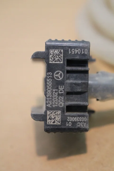 Capteur de choc Mercedes W213 A2139055513