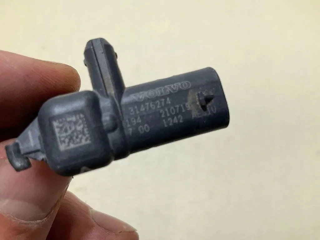 Polestar 2 Airbag Impact Sensor 31476274 thumbnail 4