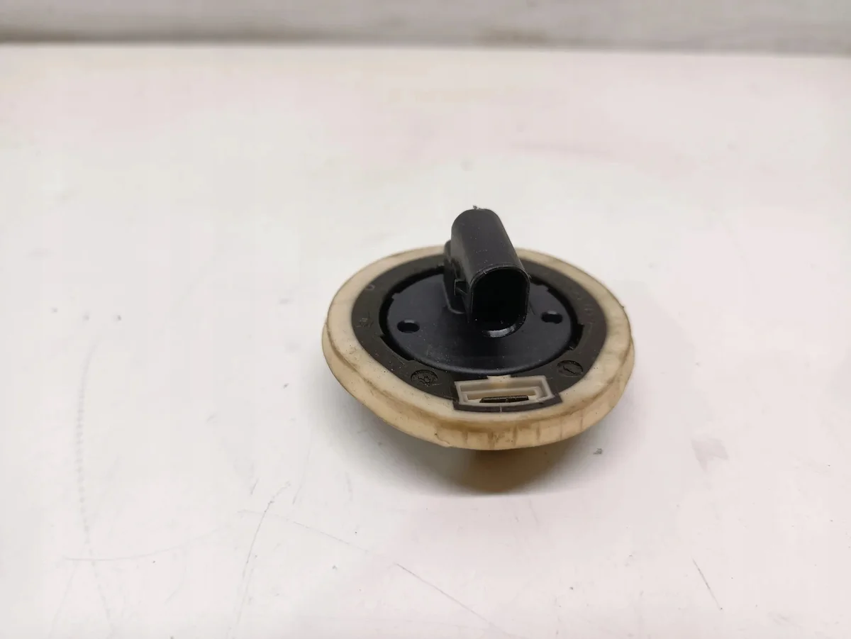 Impact Sensor Peugeot 5008 II 5WK66067