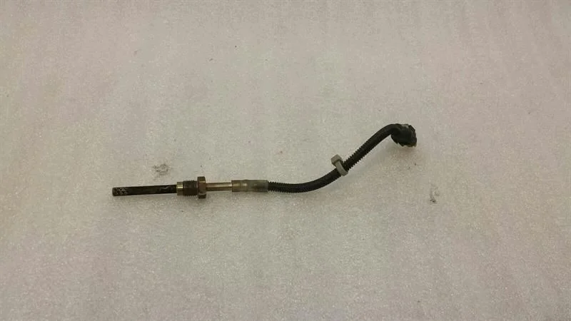 Mercedes SLK R172 Temperature Sensor A0009051132