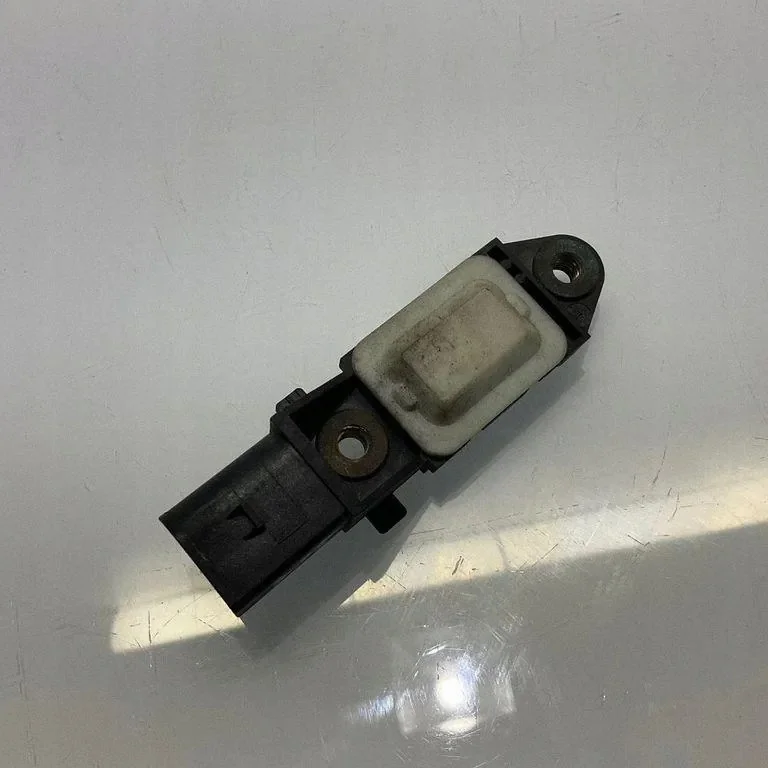 Capteur airbag Mercedes-Benz E W211 0028201326