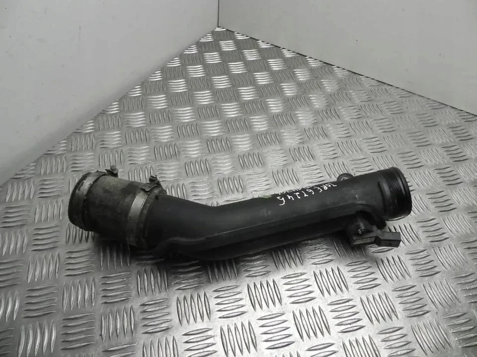 Tubo Intercooler VW Touareg II 3.0 TDI 7P0145795