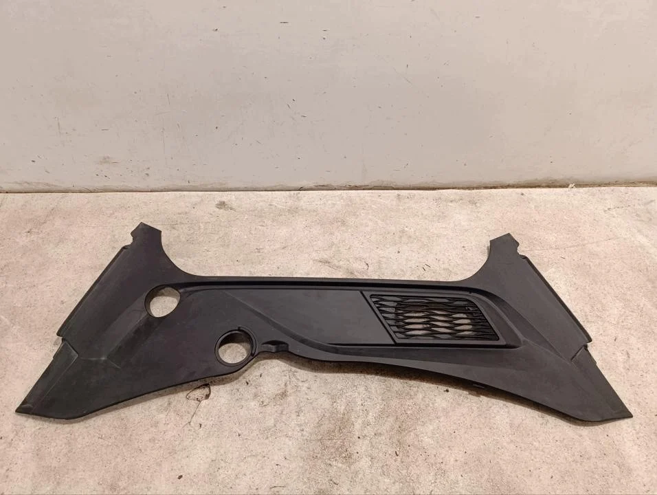 Panel frontal Chevrolet Corvette 84862302