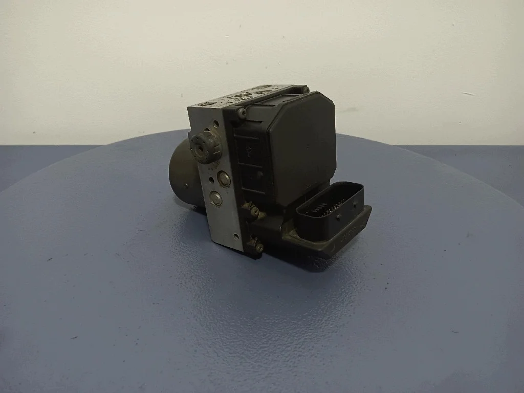 ABS-pump Audi A4 B6 1.6 8E0614517