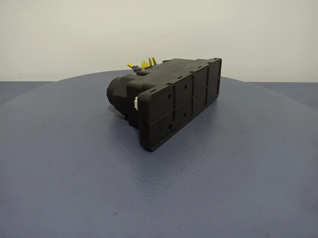 Pompe centralisée Mercedes A2108001748