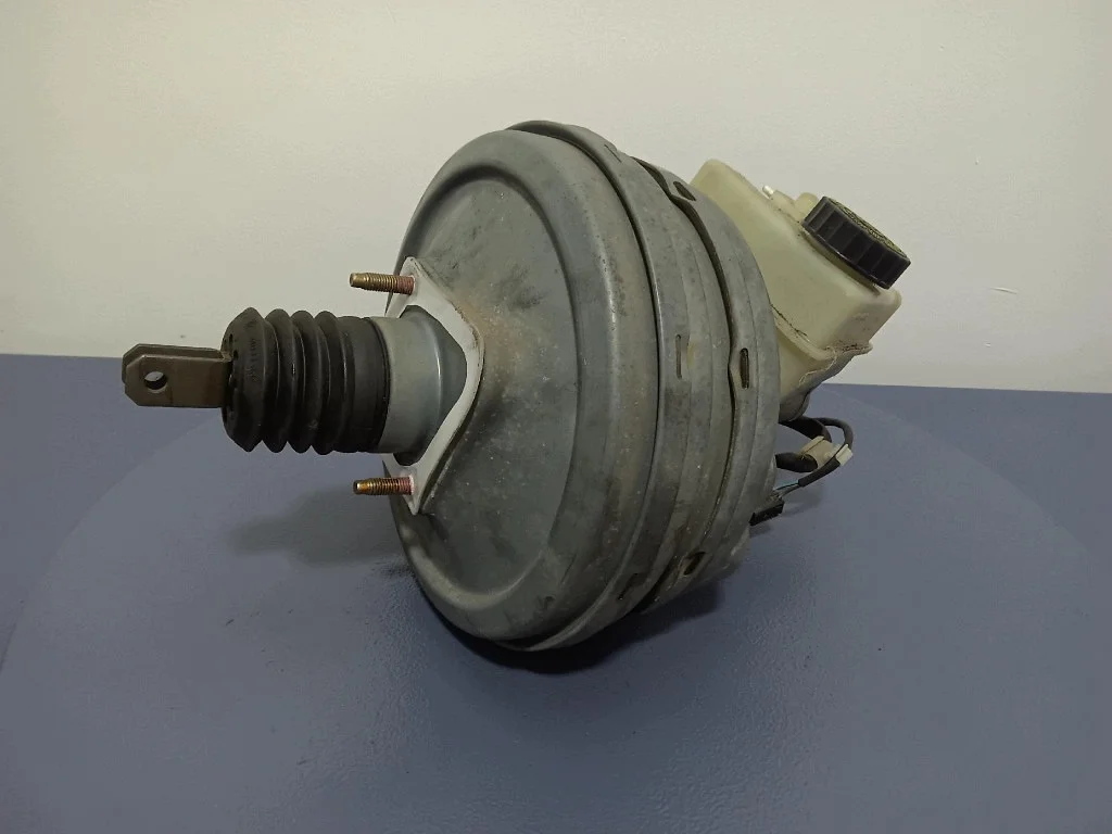Bromsservo Mercedes W210 A0044305330