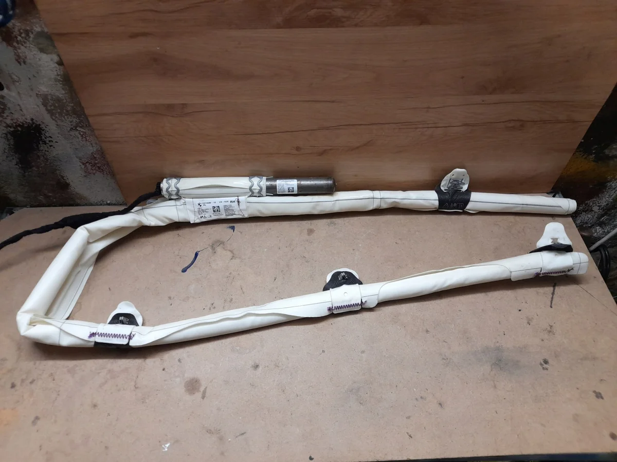 Airbaggardin höger BMW 1 F20 7221046