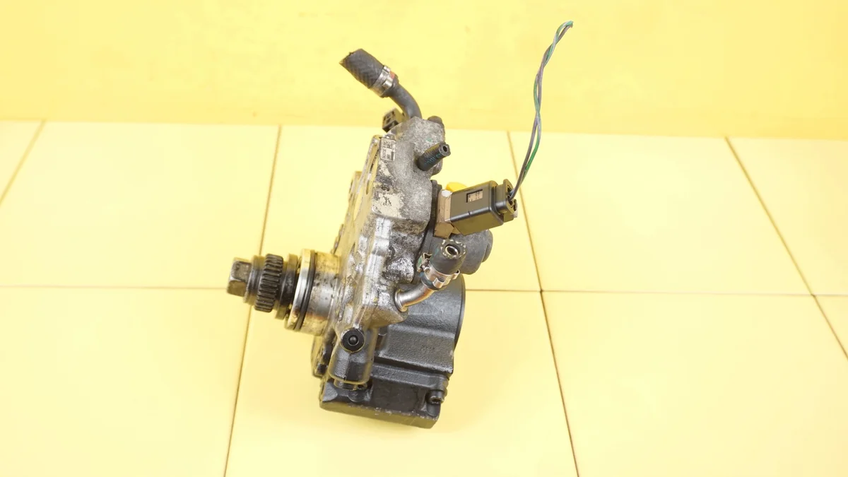 Pompa iniezione Mercedes Sprinter W907 A6510703301