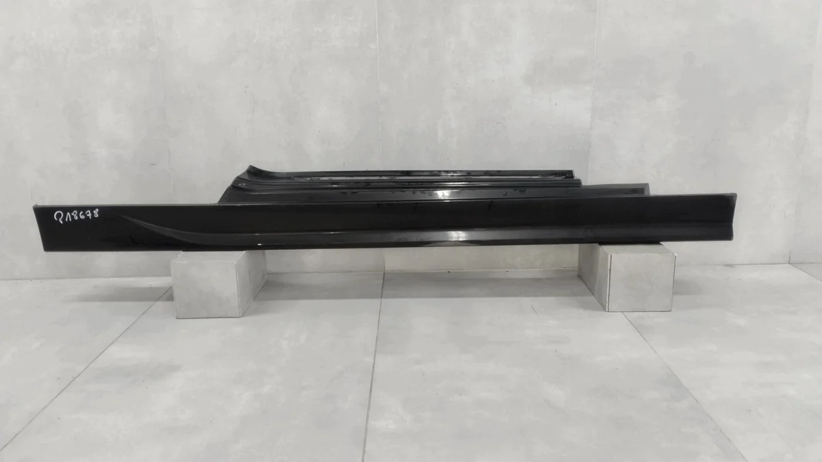 Modanatura sottoporta destra MINI Cooper JCW F66/F67 51775A53DA4