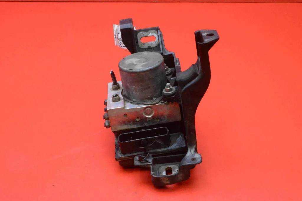 Bomba ABS Opel Meriva B 13354301