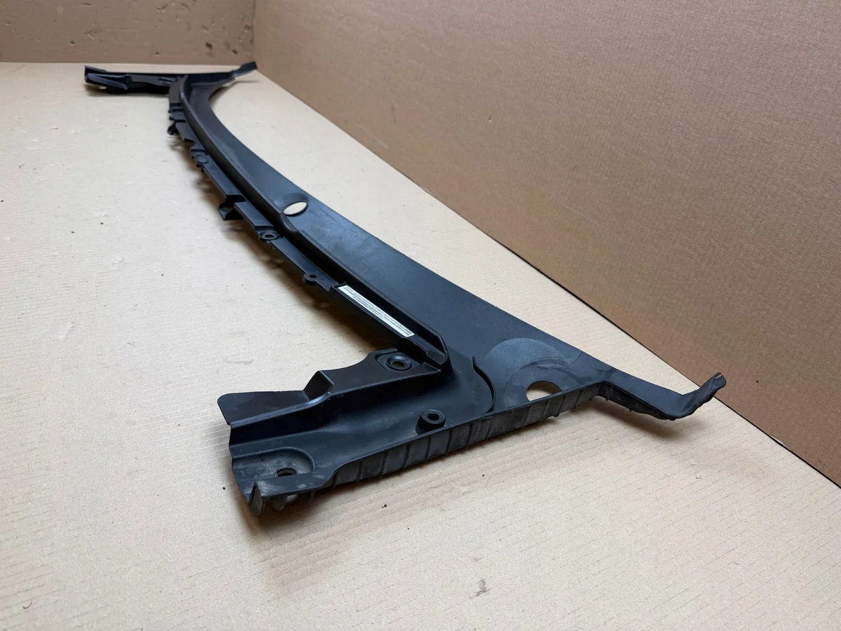 Tesla Model S 106050900B Panel frontal image 4