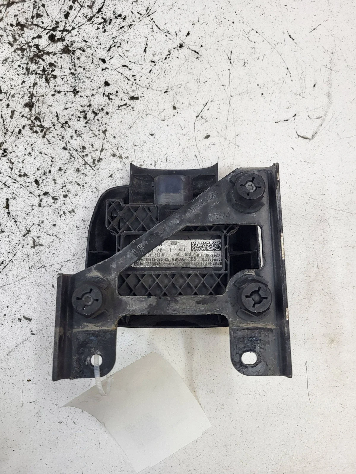 Volkswagen e-Golf Radar 5Q0907561H image 5