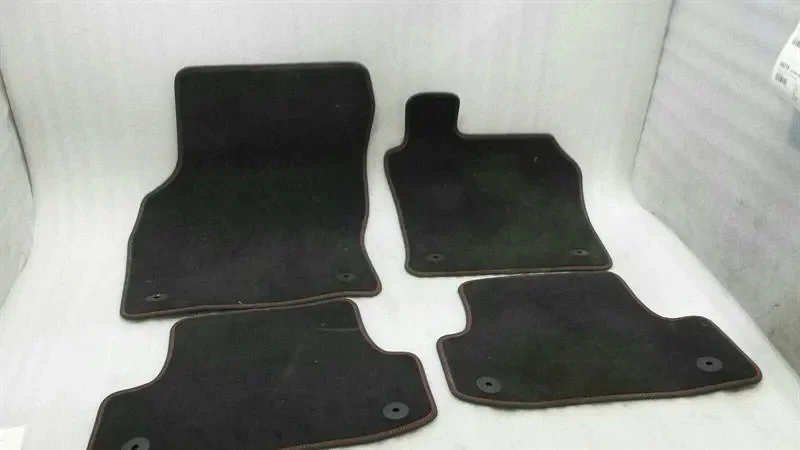 Tapis de sol Audi S3 8V 8V2864435F image 3