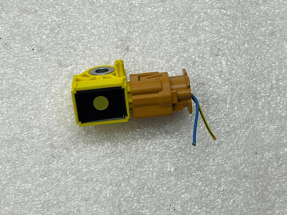 Sensor de colisão Suzuki Vitara 3F92063UA0 image 3