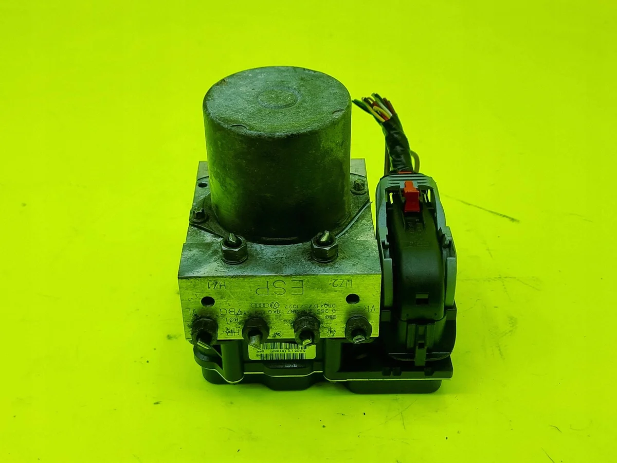 Bromspump Audi A4 B8 8K0907379S