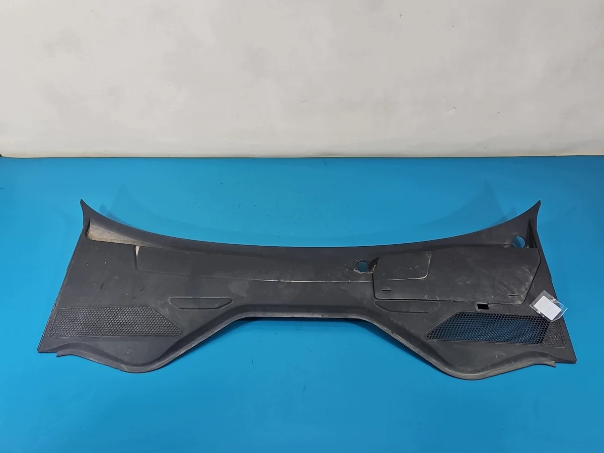 Audi A8 D5 Panel bajo parabrisas 4N1819403B