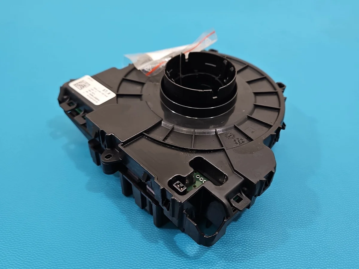 Ohjauskulma-anturi Audi A4 B8 30SLK051137