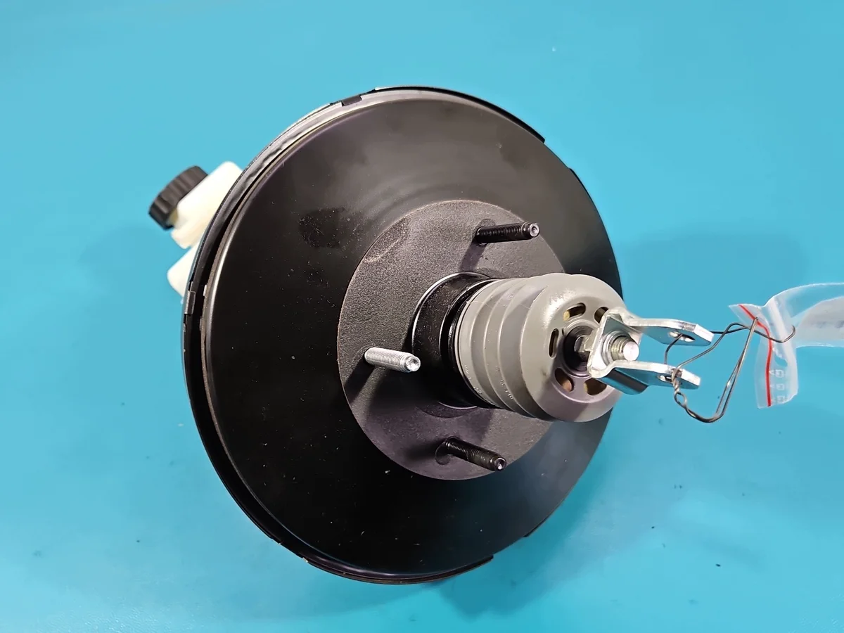 Servobroms Toyota Yaris IV 1.5 12V 47200-K0030-C