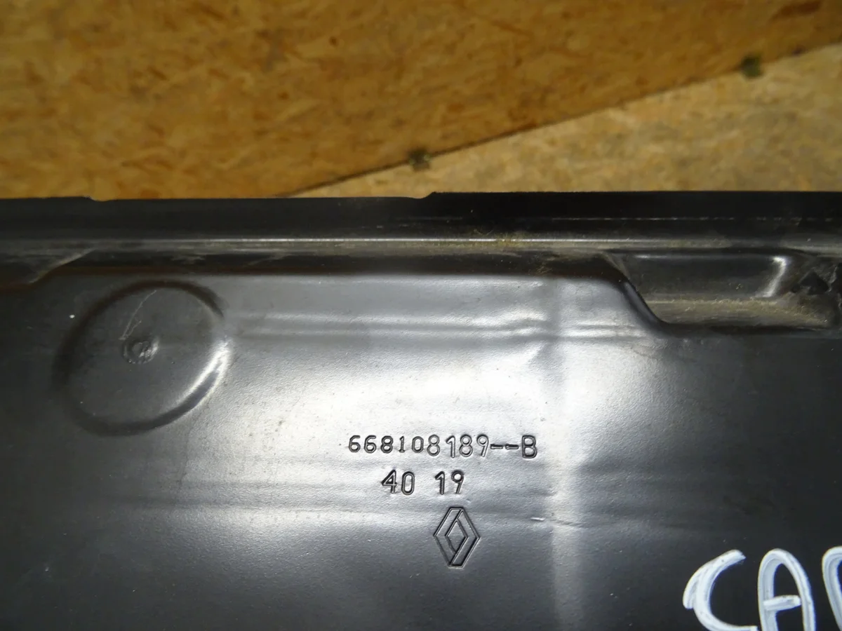 Renault Captur II Lower Scuttle Panel 668108189R image 3