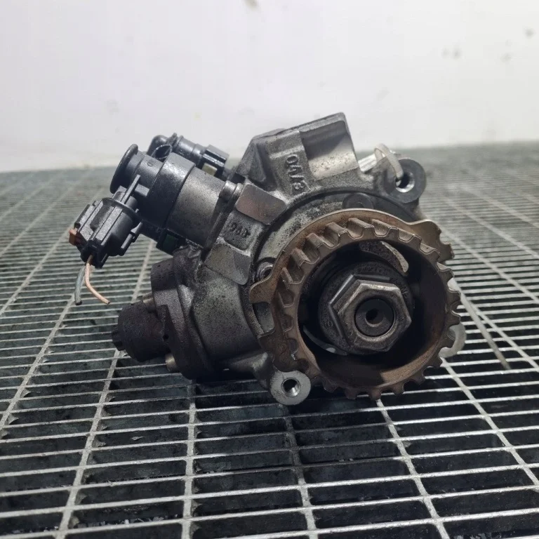 Opel Injection Pump 1.6CDTI Insignia Astra Meriva 0445010739