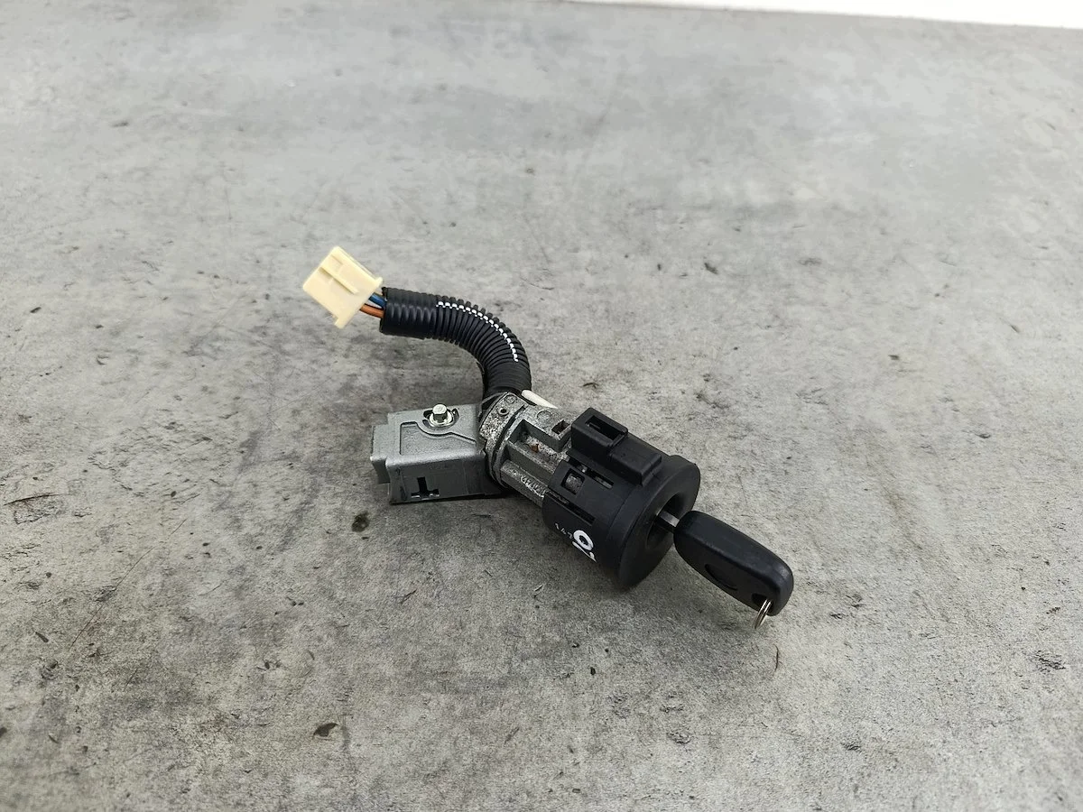 Interruptor de encendido Citroen C1 N0502200