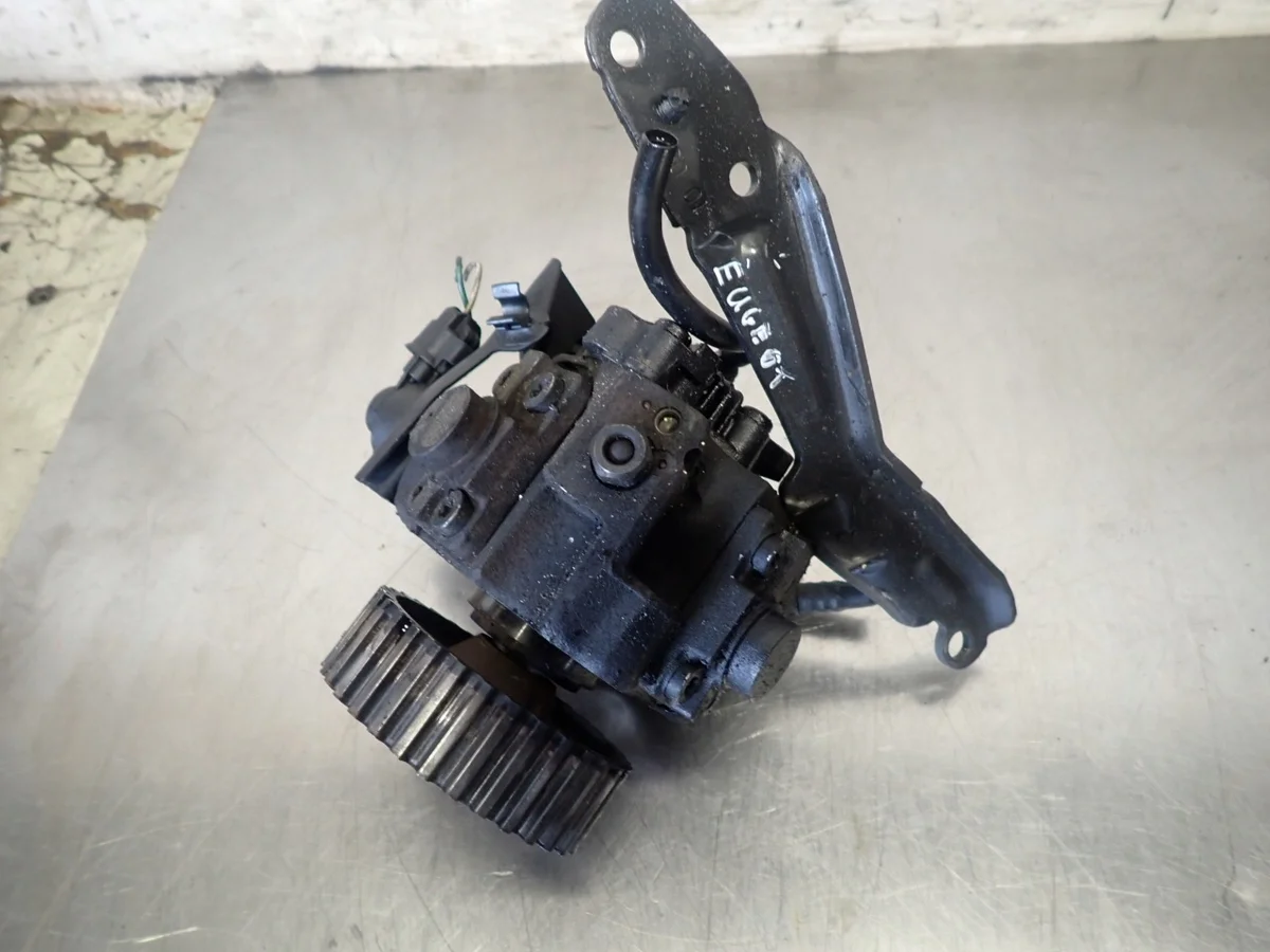 Brandstofpomp Peugeot 9683703780