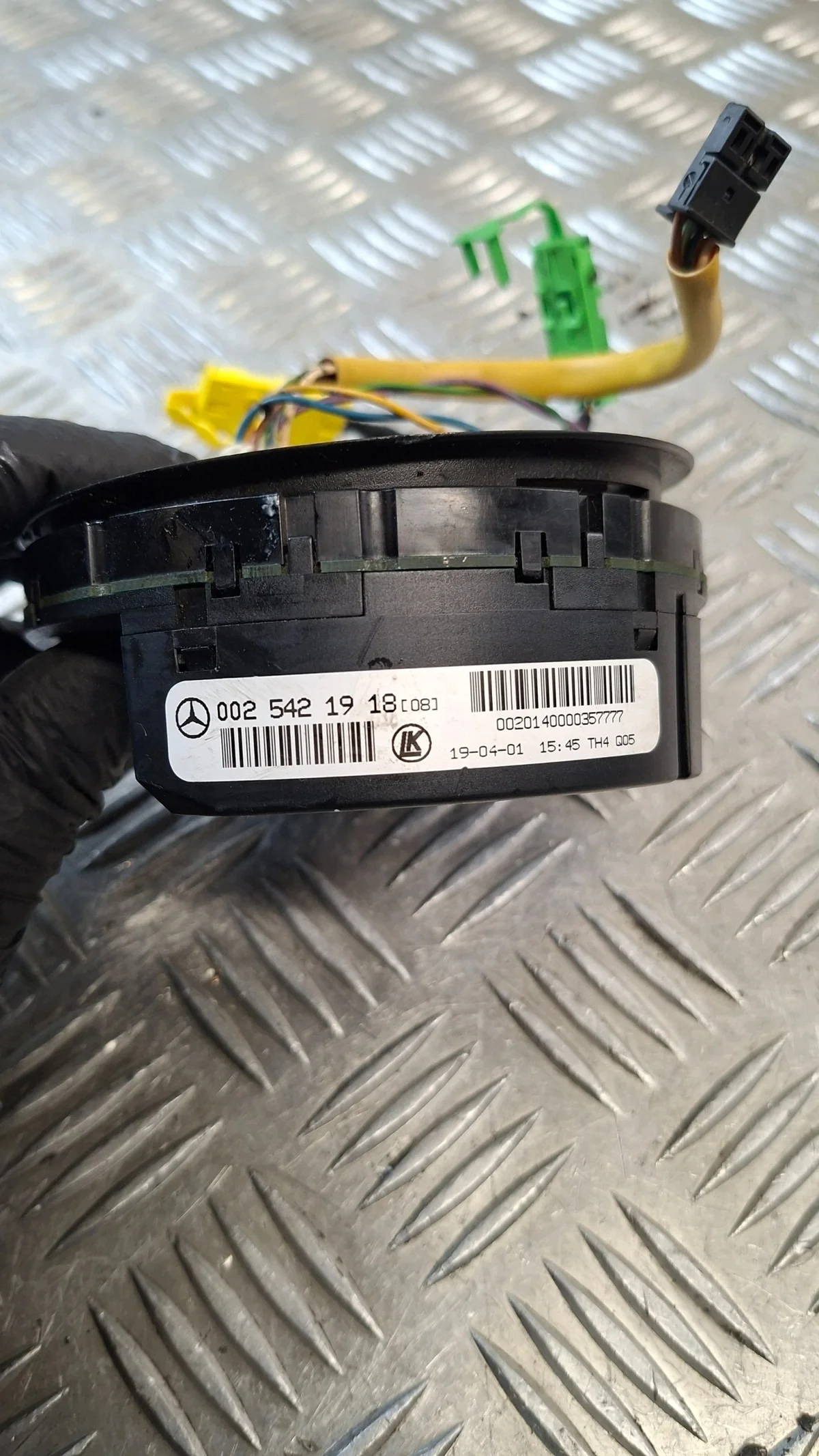 Commande airbag Mercedes W203 2034600149 image 4