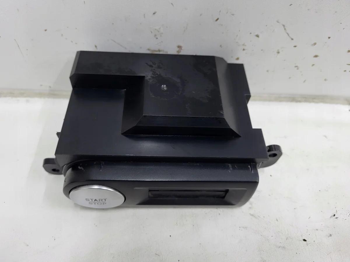 Virtalukko Mercedes-Benz OE A0004464908