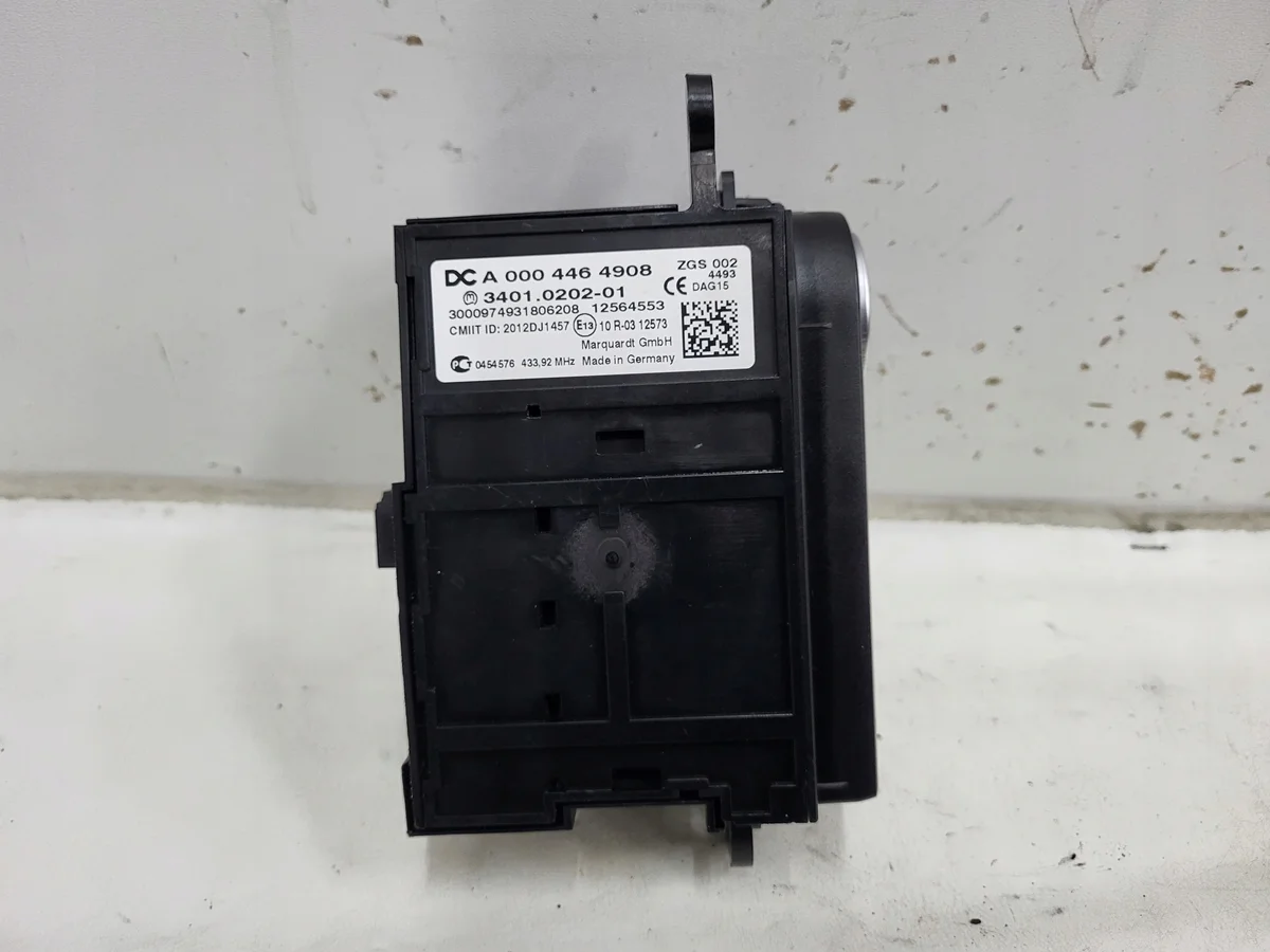 Virtalukko Mercedes-Benz OE A0004464908 image 3