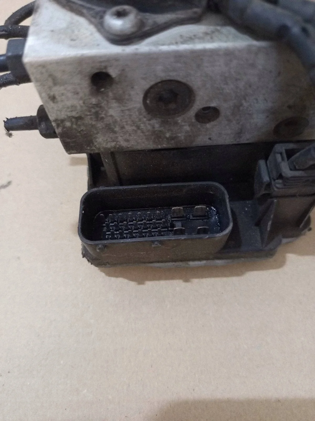 Bomba ABS Volkswagen Golf IV 1J0907379E