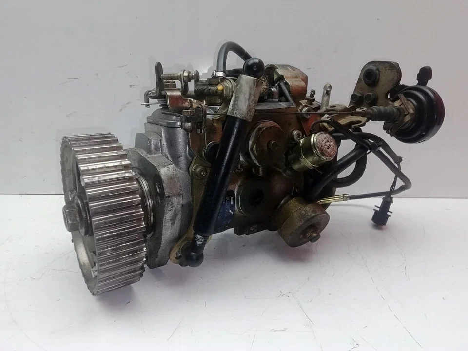 Pompe injection Lucas R8448B260A Volvo V40 1.9 D