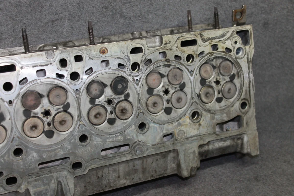 BMW Motor Cilinderkop 11127800001 image 7