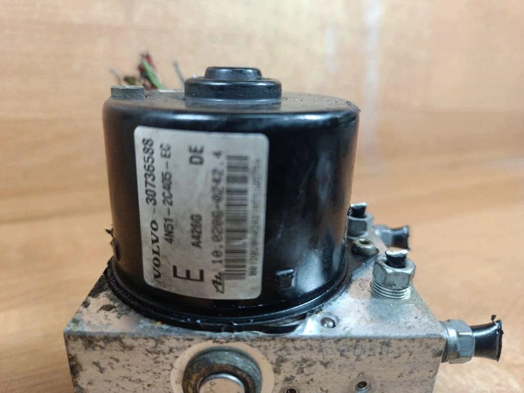 Bomba ABS Volvo S40 II V50 4N51-2C405-EC
