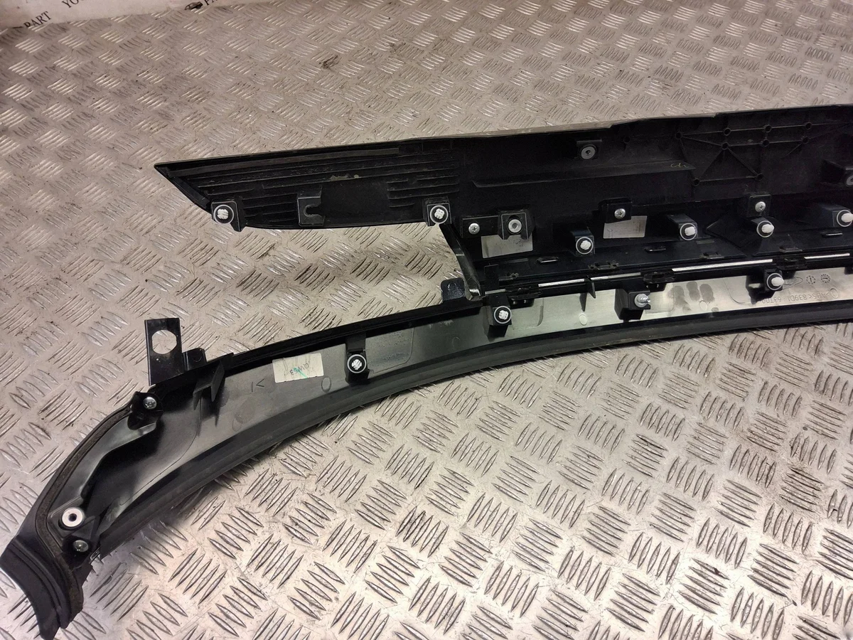 Spoiler de coffre Suzuki SX4 S-Cross 8394163T00 image 8
