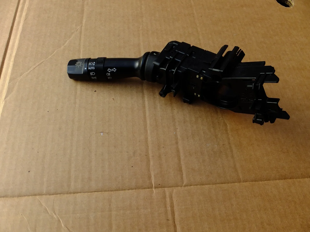 Manete luzes Hyundai ix20 93410-1M631